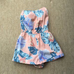 Kimchi Blue Urban Outfitter Romper. S. Hawaiian
